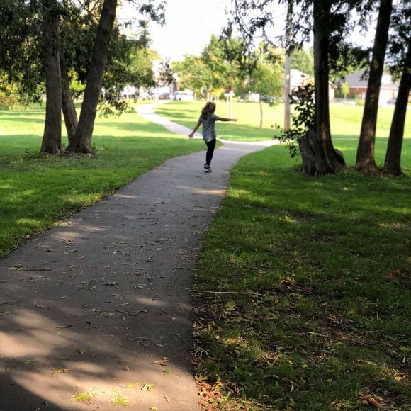 Meet your Posher, Olivia - Picture 1 of 1